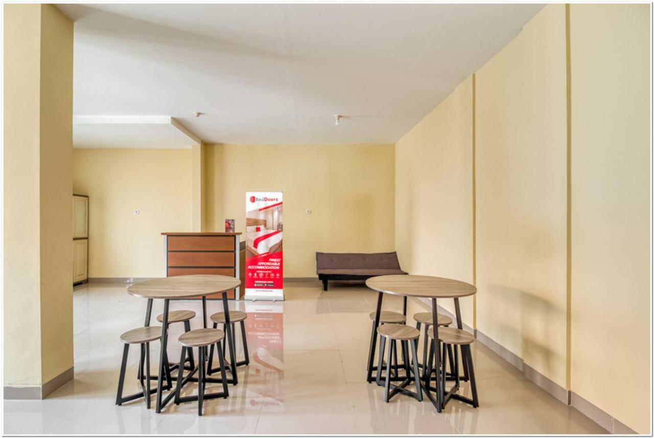 Reddoorz Near Ramai Mall Malioboro 요그야카르타 외부 사진