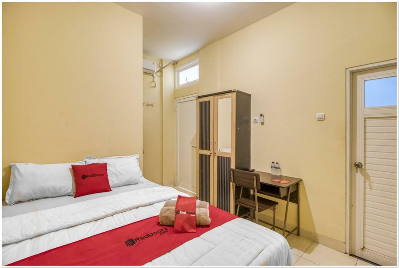 Reddoorz Near Ramai Mall Malioboro 요그야카르타 외부 사진